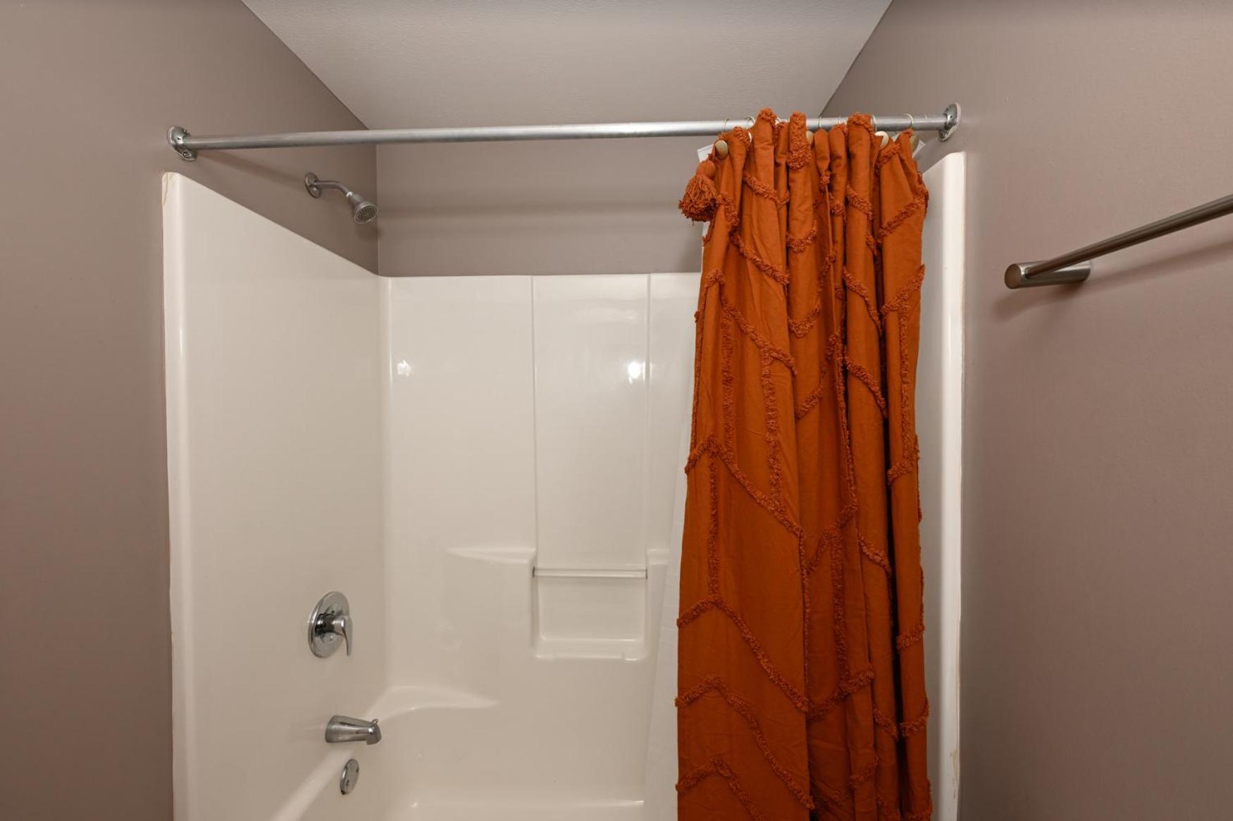 2 Bath Prkg+Gym+Sauna Perk Plaza +30 Day Cleveland Exterior foto